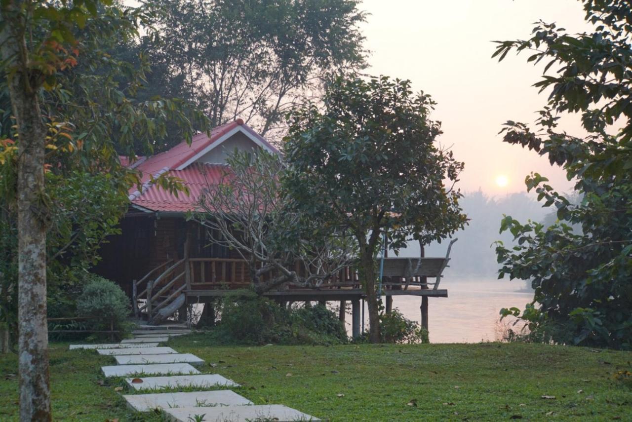 Baanrai Khunya บ้านไร่คุณย่า Ban Huai Maenam Noi Dış mekan fotoğraf