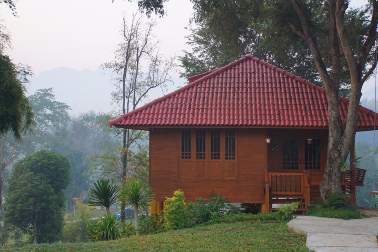 Baanrai Khunya บ้านไร่คุณย่า Ban Huai Maenam Noi Dış mekan fotoğraf