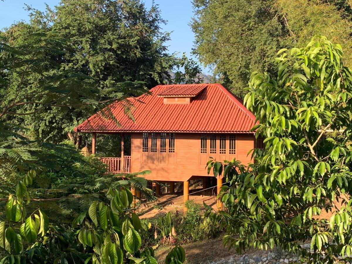 Baanrai Khunya บ้านไร่คุณย่า Ban Huai Maenam Noi Dış mekan fotoğraf