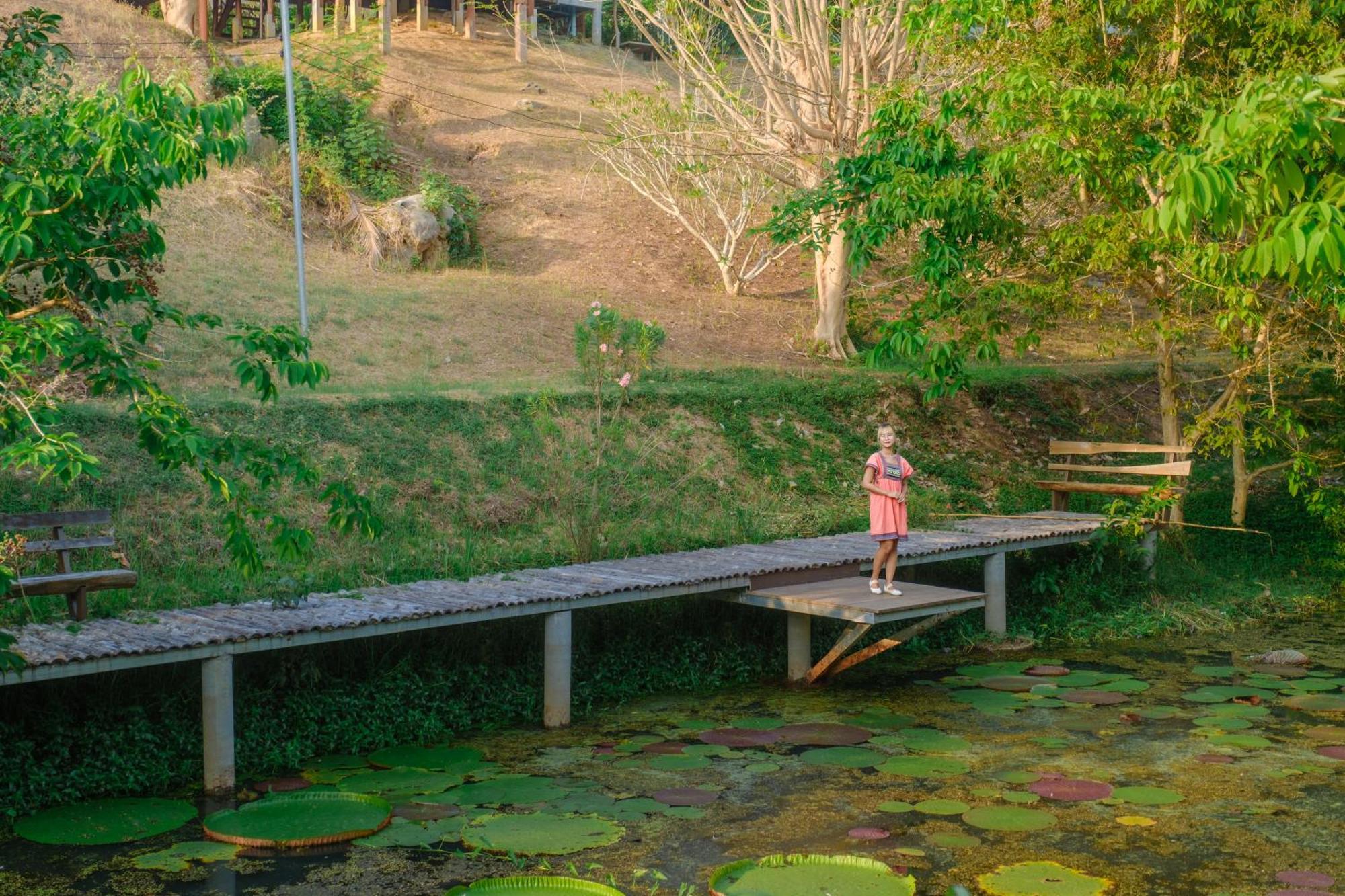 Baanrai Khunya บ้านไร่คุณย่า Ban Huai Maenam Noi Dış mekan fotoğraf